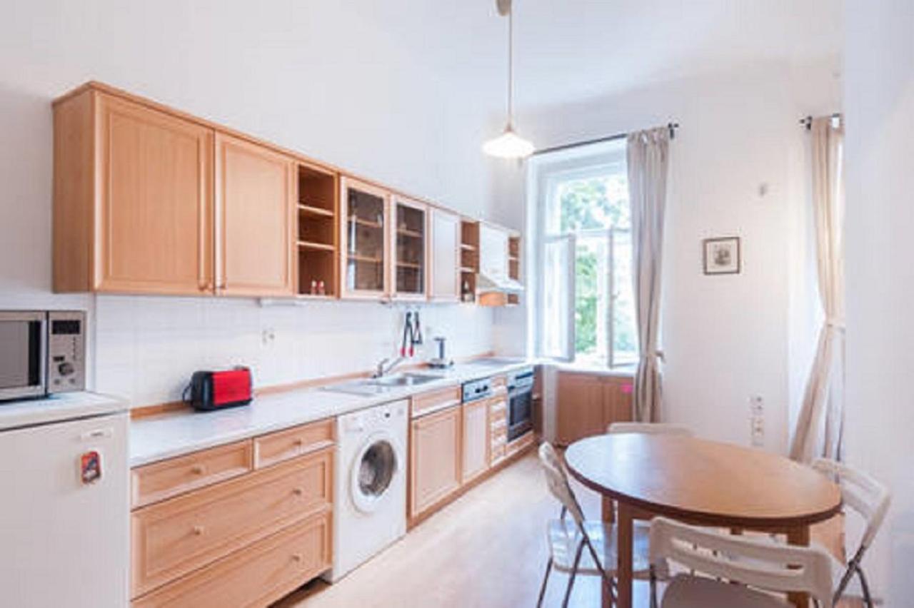 Historic Centre-Spacious Apartment براغ المظهر الخارجي الصورة